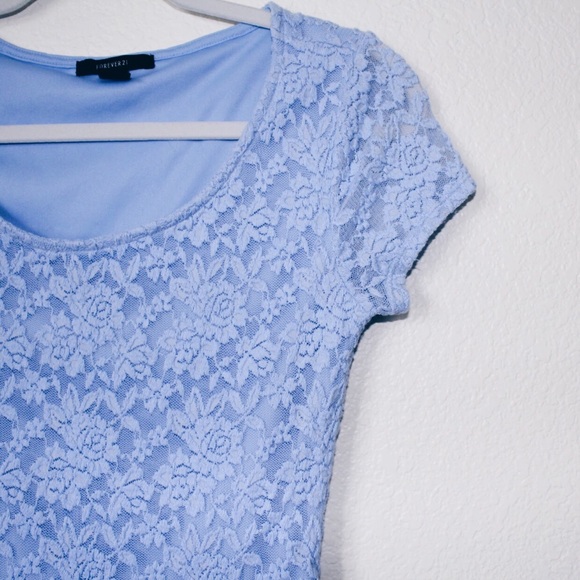 💕 Blue Lace Peplum Forever 21 Top - Picture 3 of 4